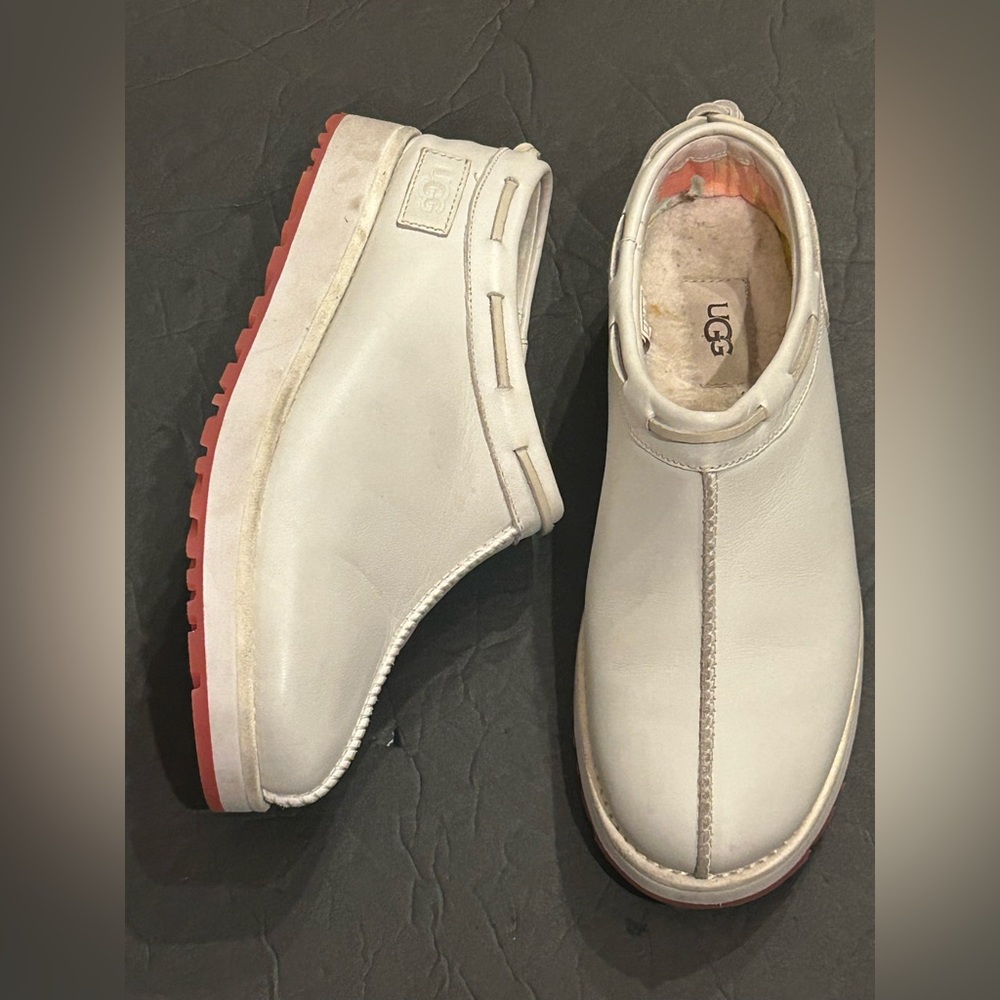 UGG Tasman leather with wool lining slip ons white unisex size 7 men 8 women - Picture 6 of 7